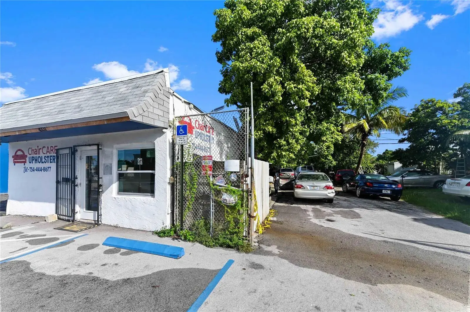 4331 W Hallandale Beach Boulevard, Hollywood FL 33023