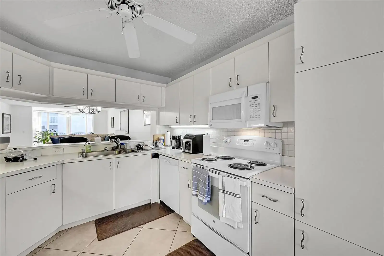 10133 NW 24th Place # 205, Sunrise FL 33322 photo 2