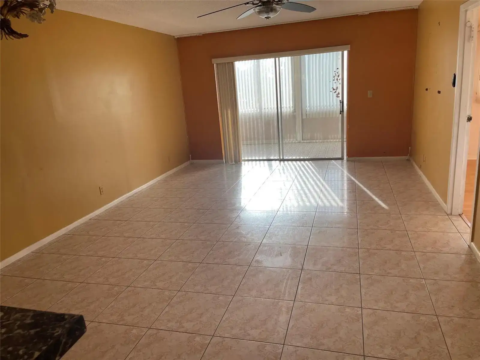 1025 Country Club Drive # 407, Margate FL 33063 photo 5