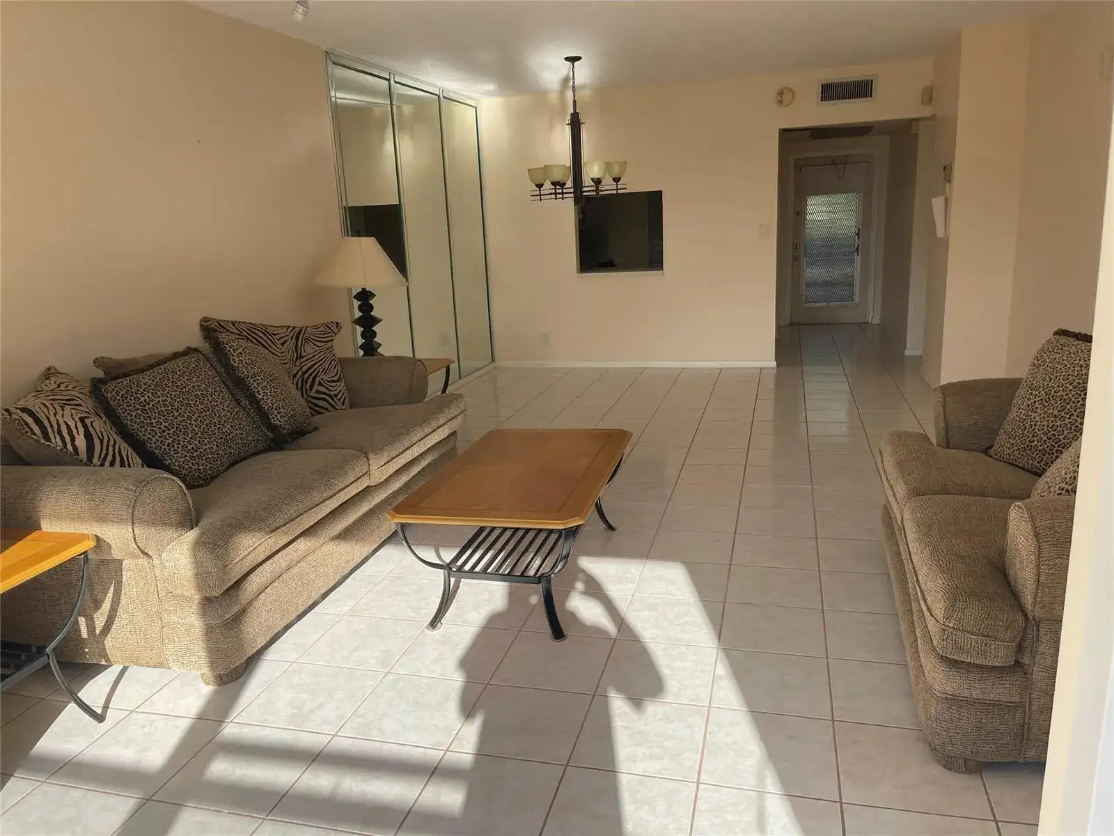 1025 Country Club Drive # 301, Margate FL 33063 photo 2