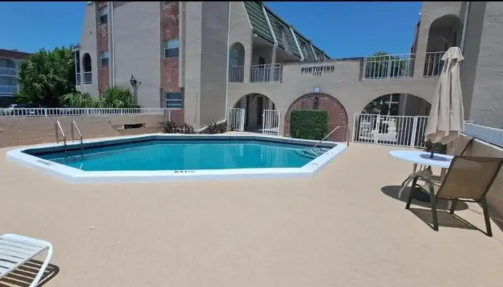 1100 SE 4th Avenue # 27, Deerfield Beach FL 33441