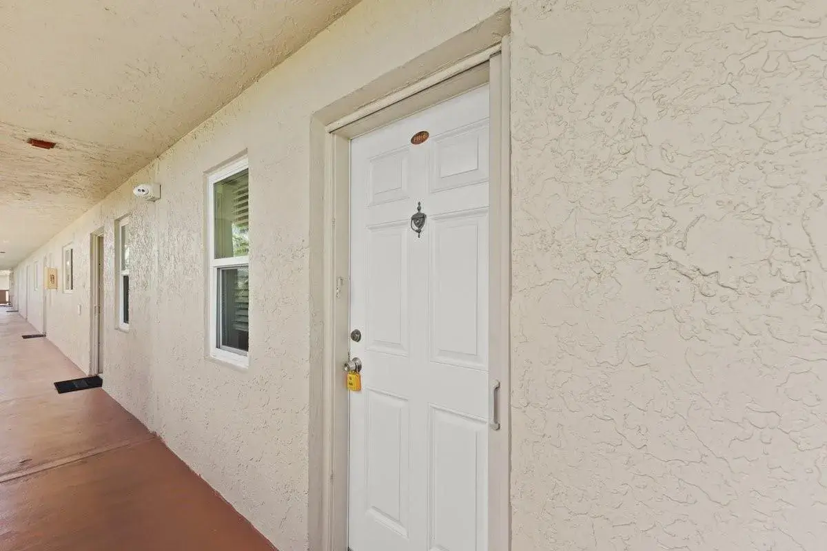2106 S Cypress Bend Drive # 506, Pompano Beach FL 33069