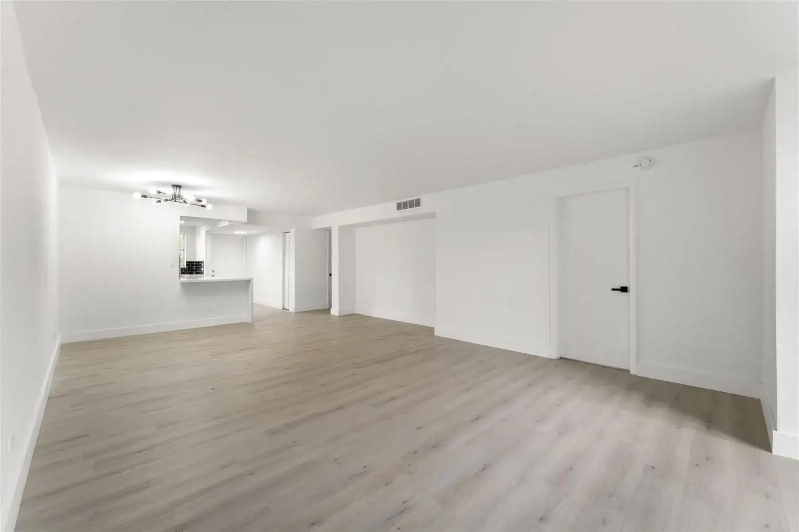 441 NE 195th Street # 302, Miami FL 33179 photo 4