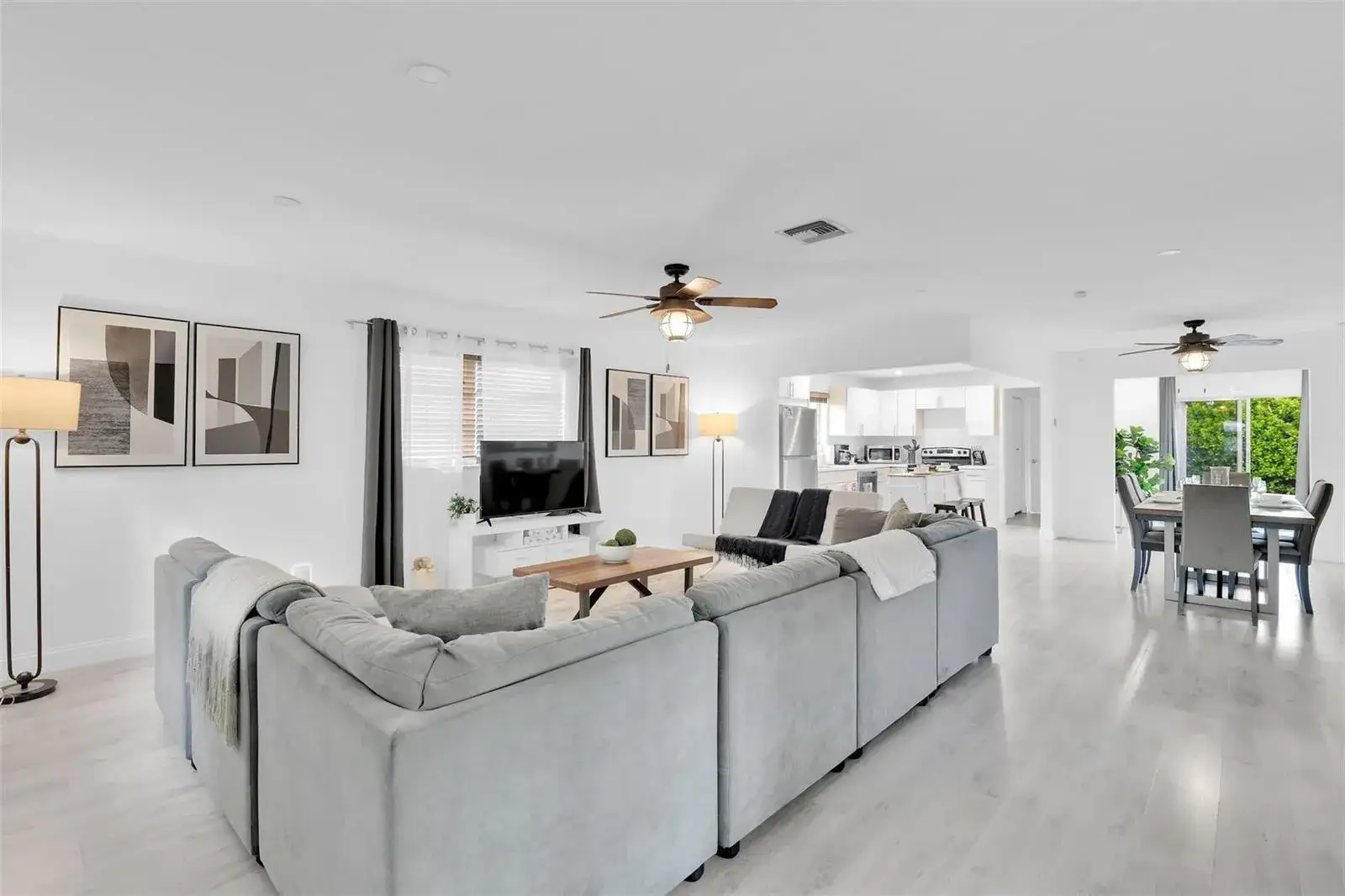 214 SE 6th Street, Dania Beach FL 33004