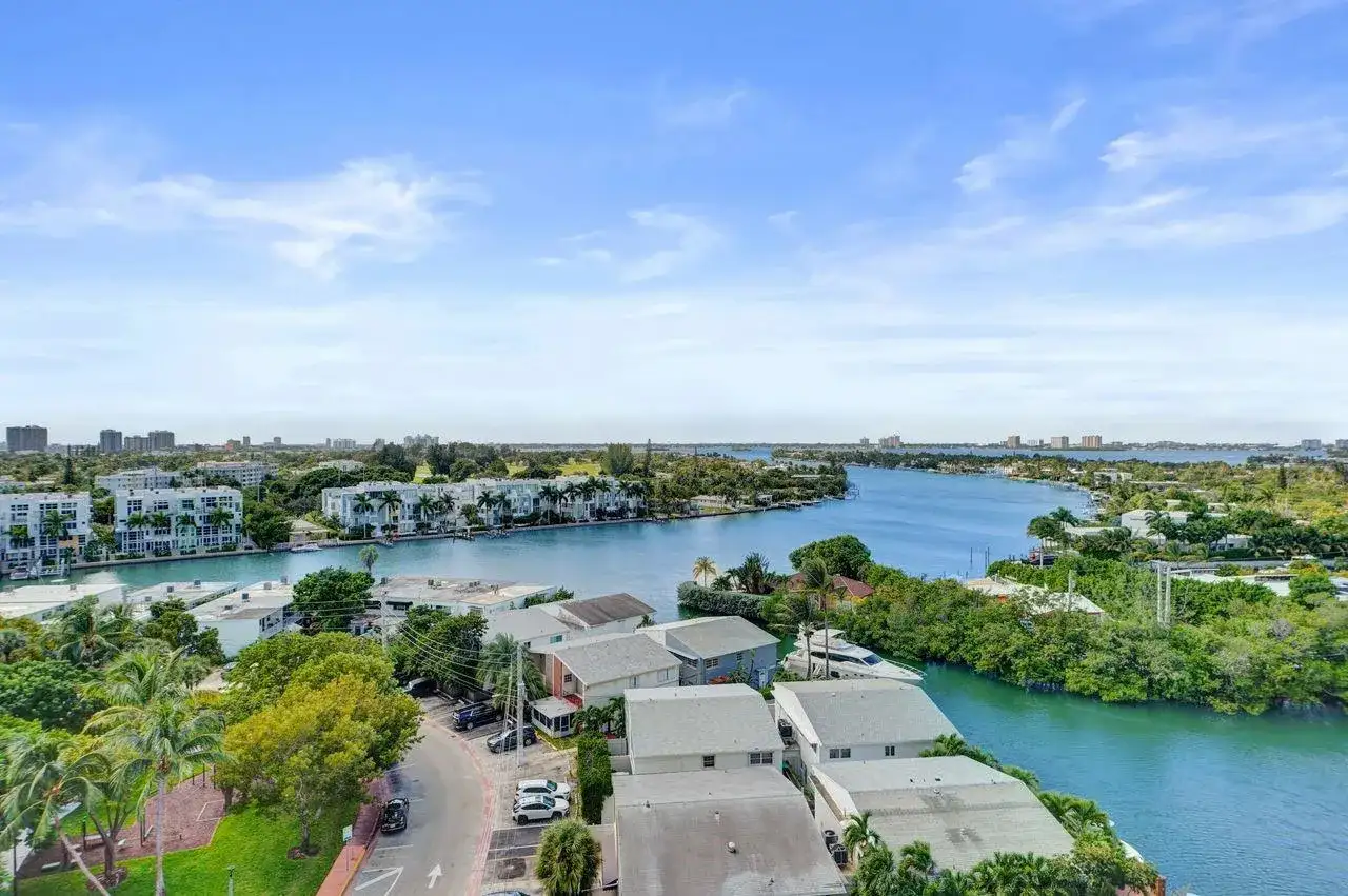 7441 Wayne Avenue # 10c, Miami Beach FL 33141 photo 2