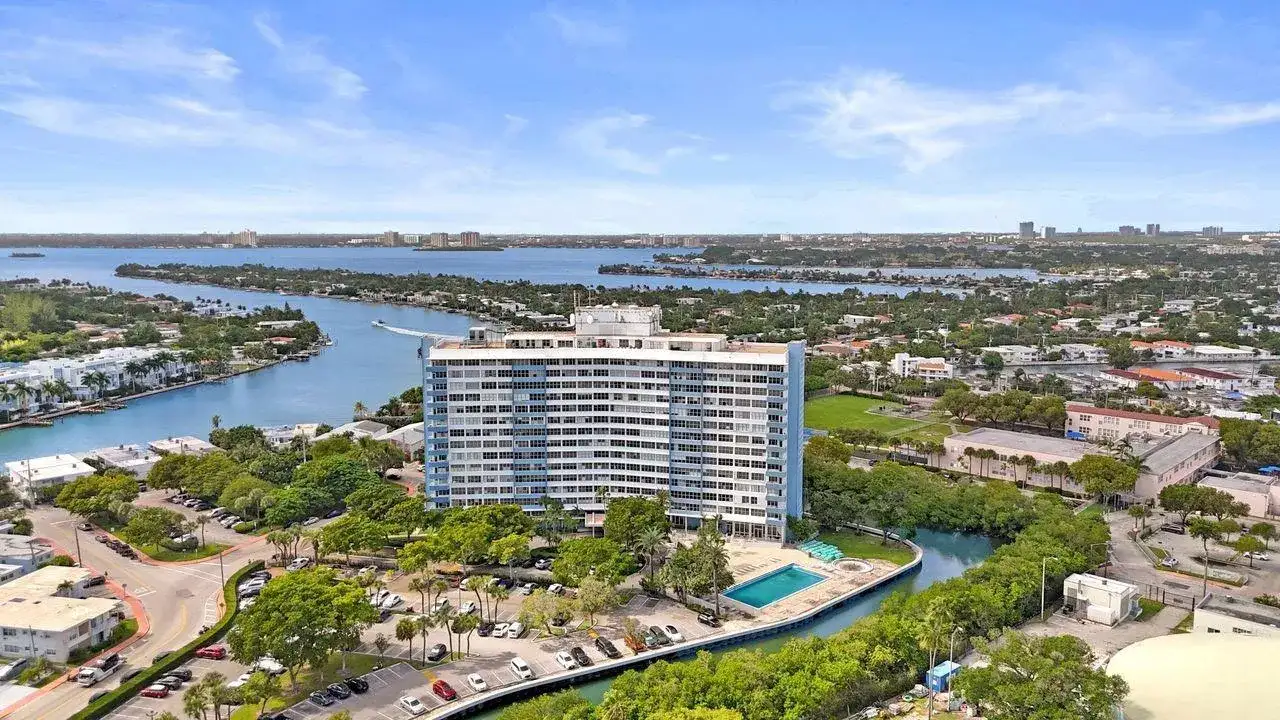 7441 Wayne Avenue # 10c, Miami Beach FL 33141 photo 5