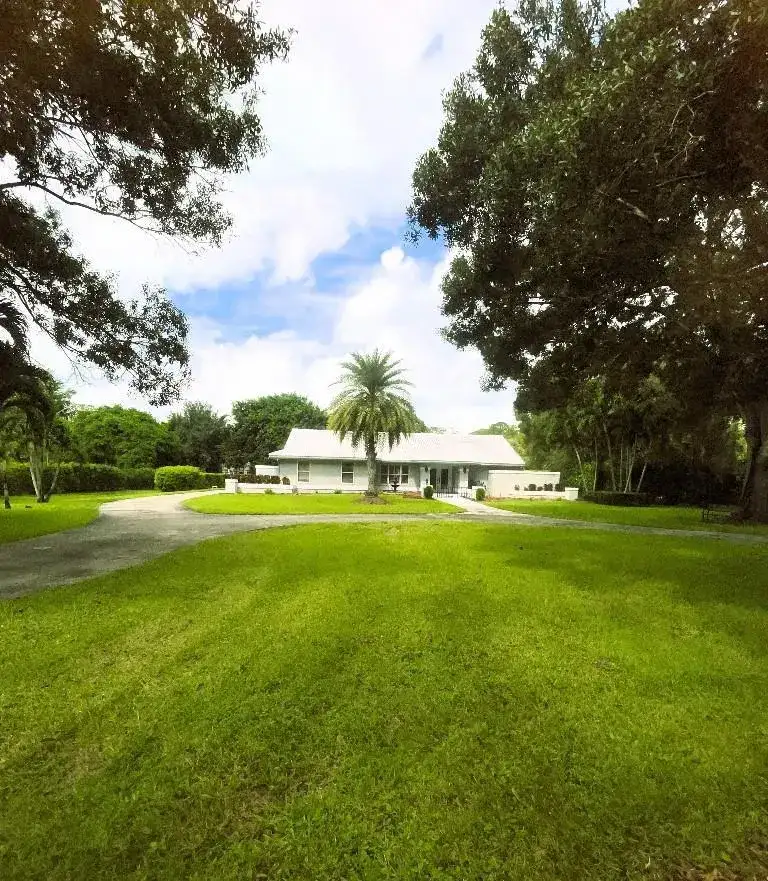 14183 Greentree Trail, Wellington FL 33414 photo 2
