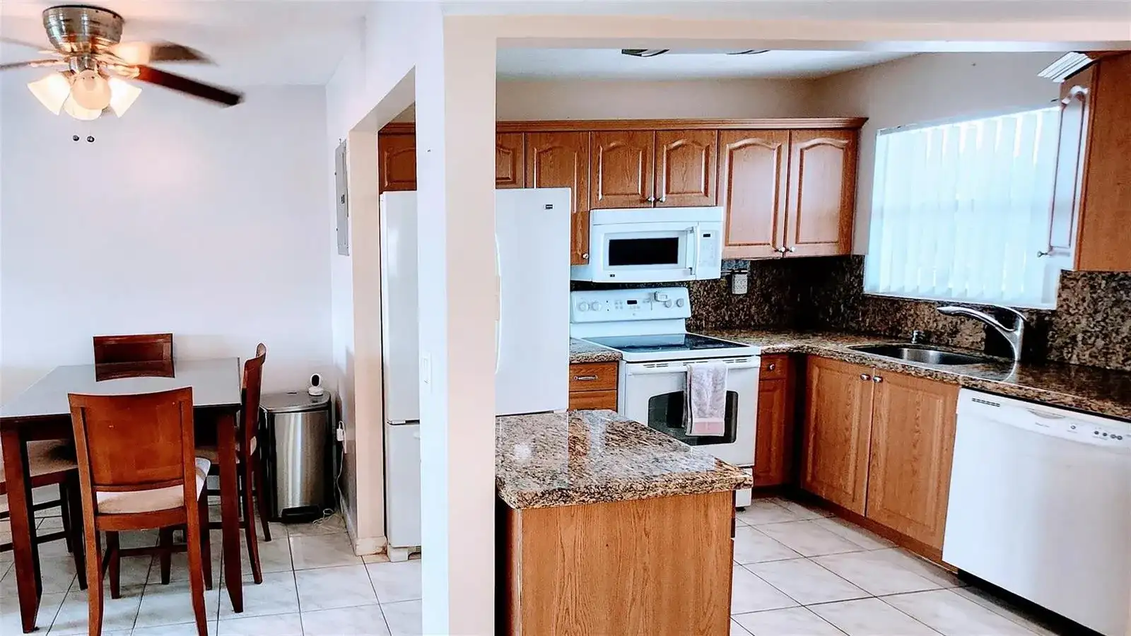 2721 N Pine Island Road # 309, Sunrise FL 33322 photo 3