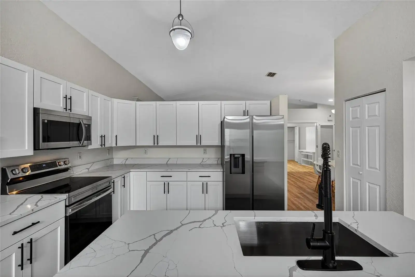 2424 SW 162nd Avenue, Miramar FL 33027 photo 4