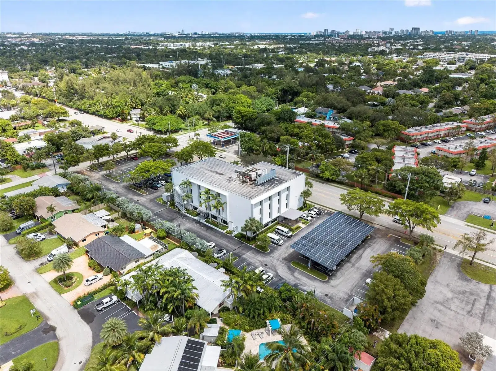 2101 N Andrews Avenue, Wilton Manors FL 33311 photo 2