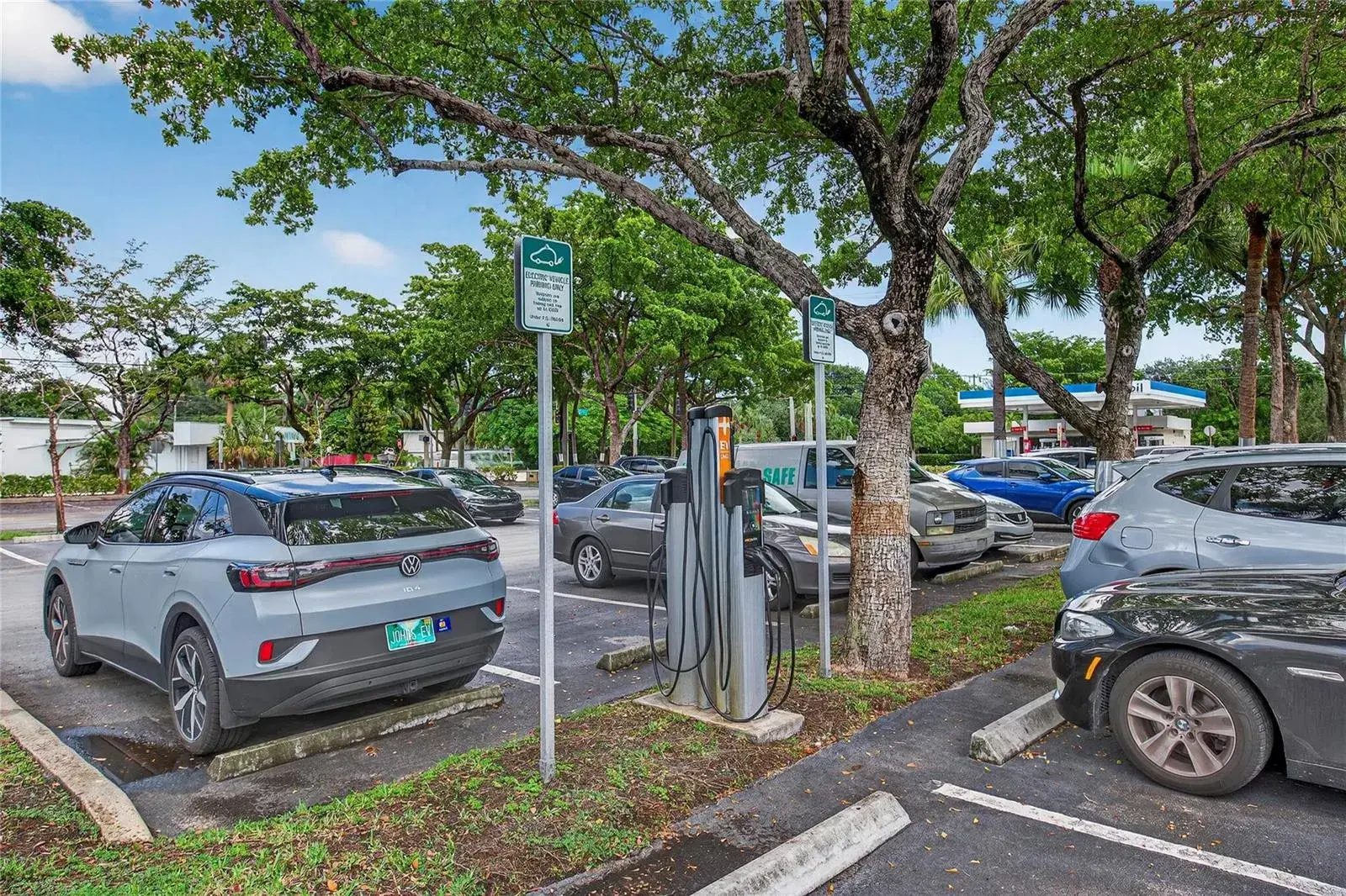 2101 N Andrews Avenue, Wilton Manors FL 33311