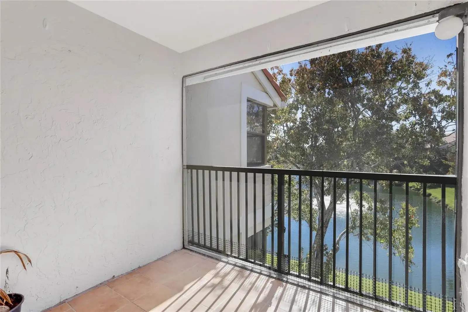 10131 W Sunrise Boulevard # 306, Plantation FL 33322 photo 2