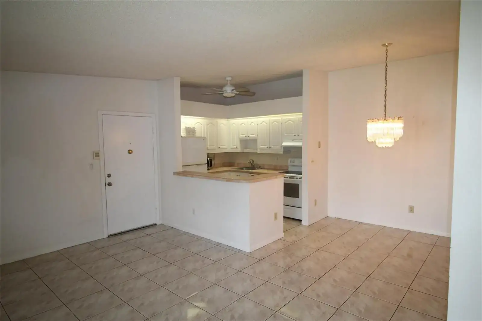 9728 S Belfort Circle # 206, Tamarac FL 33321 photo 3