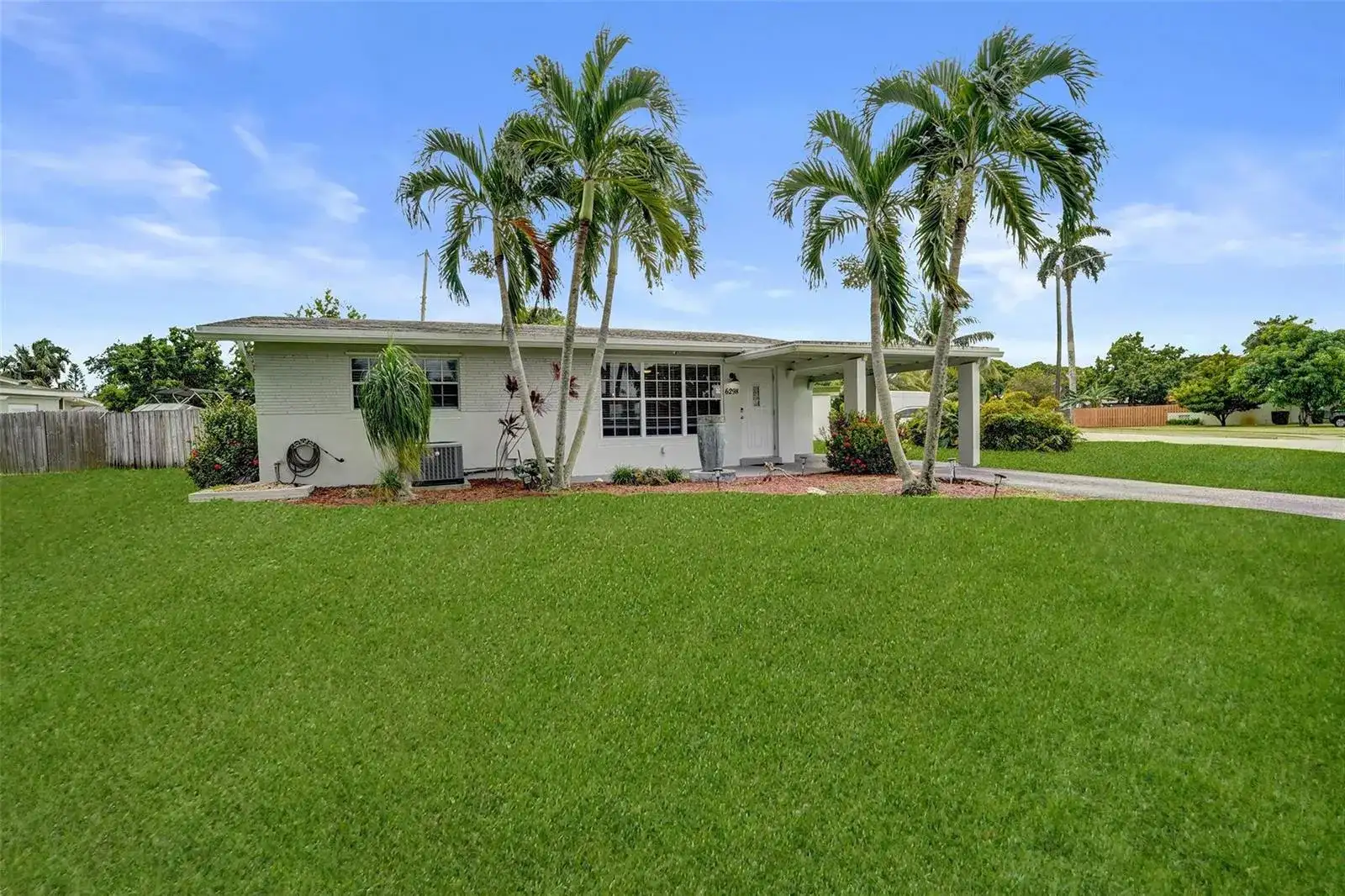 6298 NW 15th Street, Margate FL 33063 photo 2