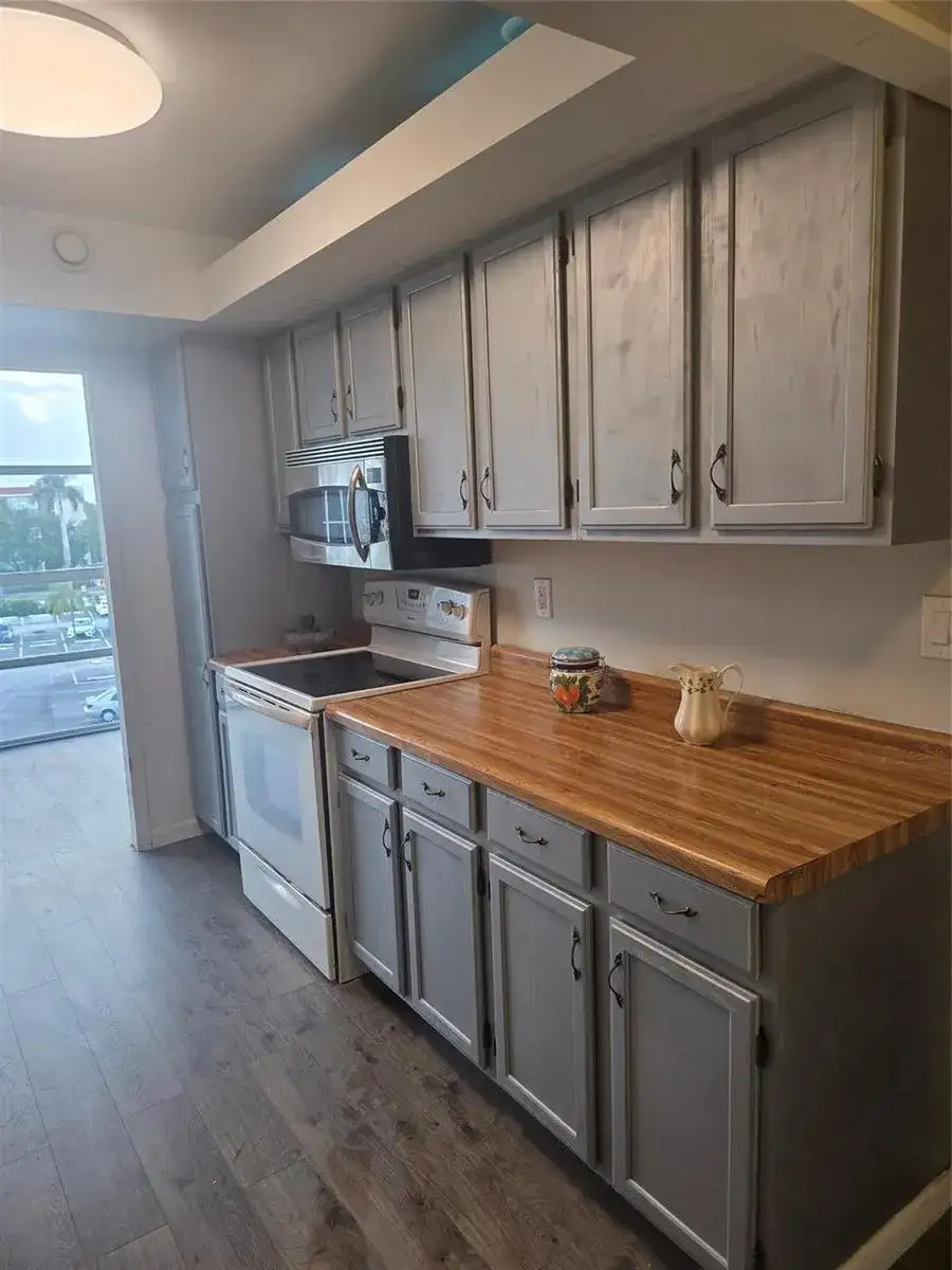 801 Three Islands Boulevard # 409, Hallandale Beach FL 33009 photo 2