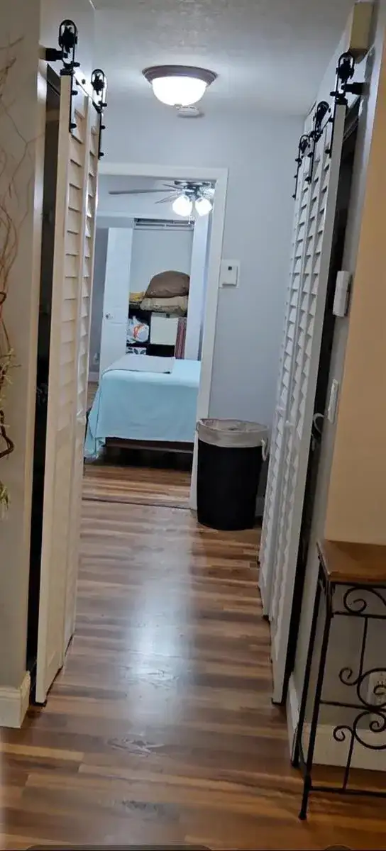 9215 W Sunrise Boulevard, Plantation FL 33322 photo 2