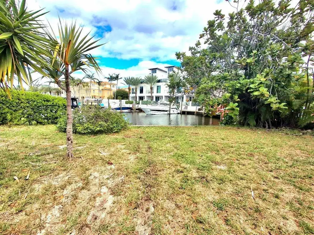 239 Hibiscus Avenue, Lauderdale By The Sea FL 33308 photo 2