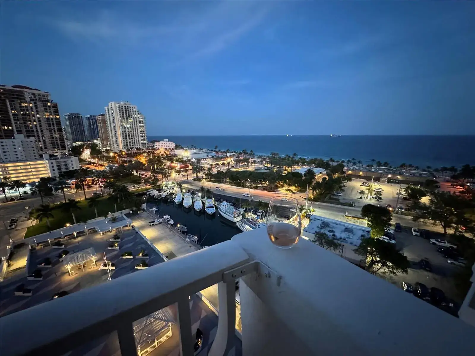 1 Las Olas Circle # 1415, Fort Lauderdale FL 33316