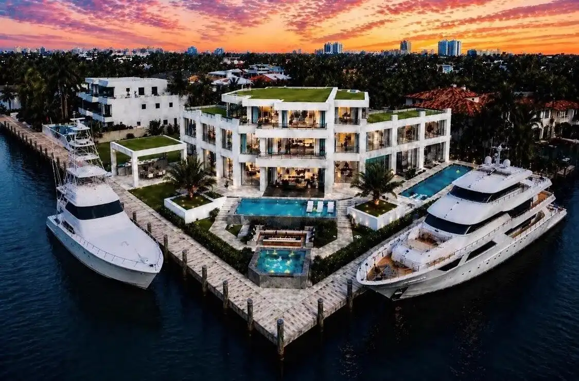 525 Isle Of Capri Drive, Fort Lauderdale FL 33301