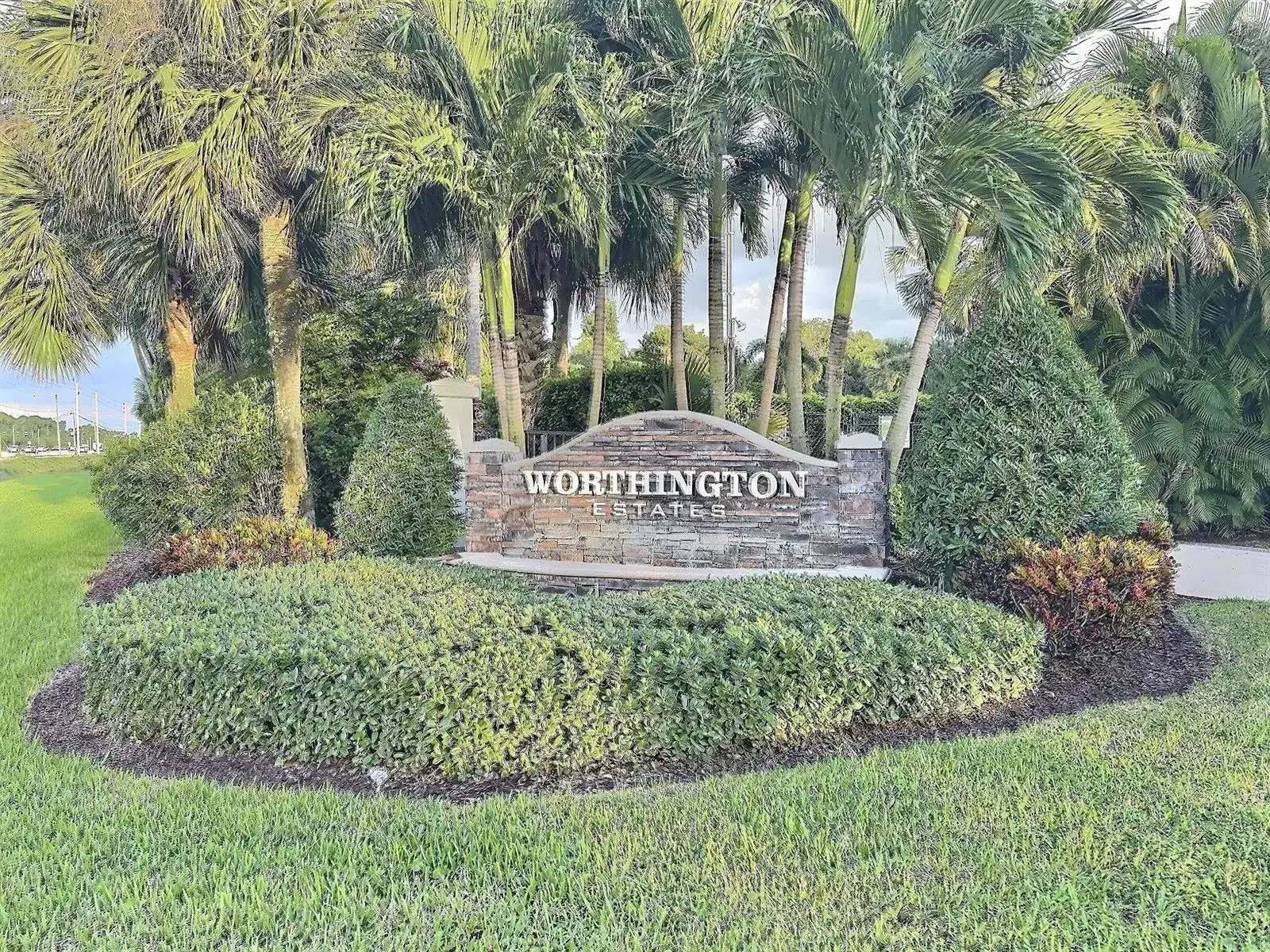 9183 Nugent Trail, West Palm Beach FL 33411 photo 2