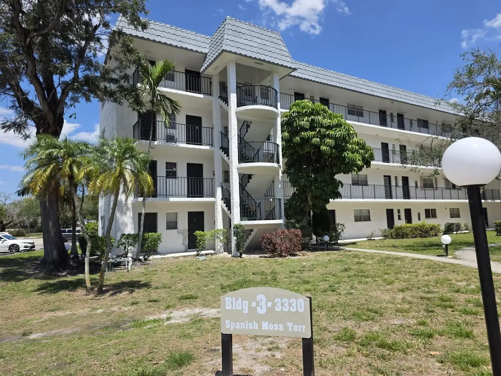 3330 Spanish Moss Terrace # 113, Lauderhill FL 33319 photo 2