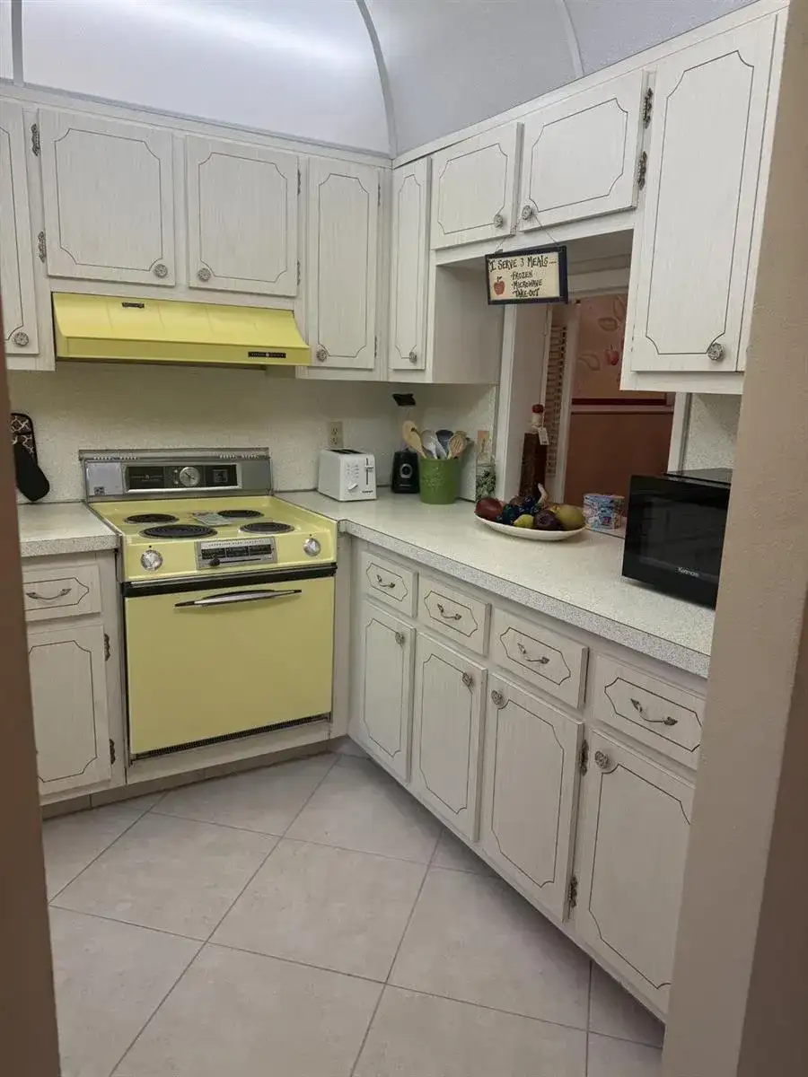 2050 NE 39th Street # 211w, Lighthouse Point FL 33064 photo 3