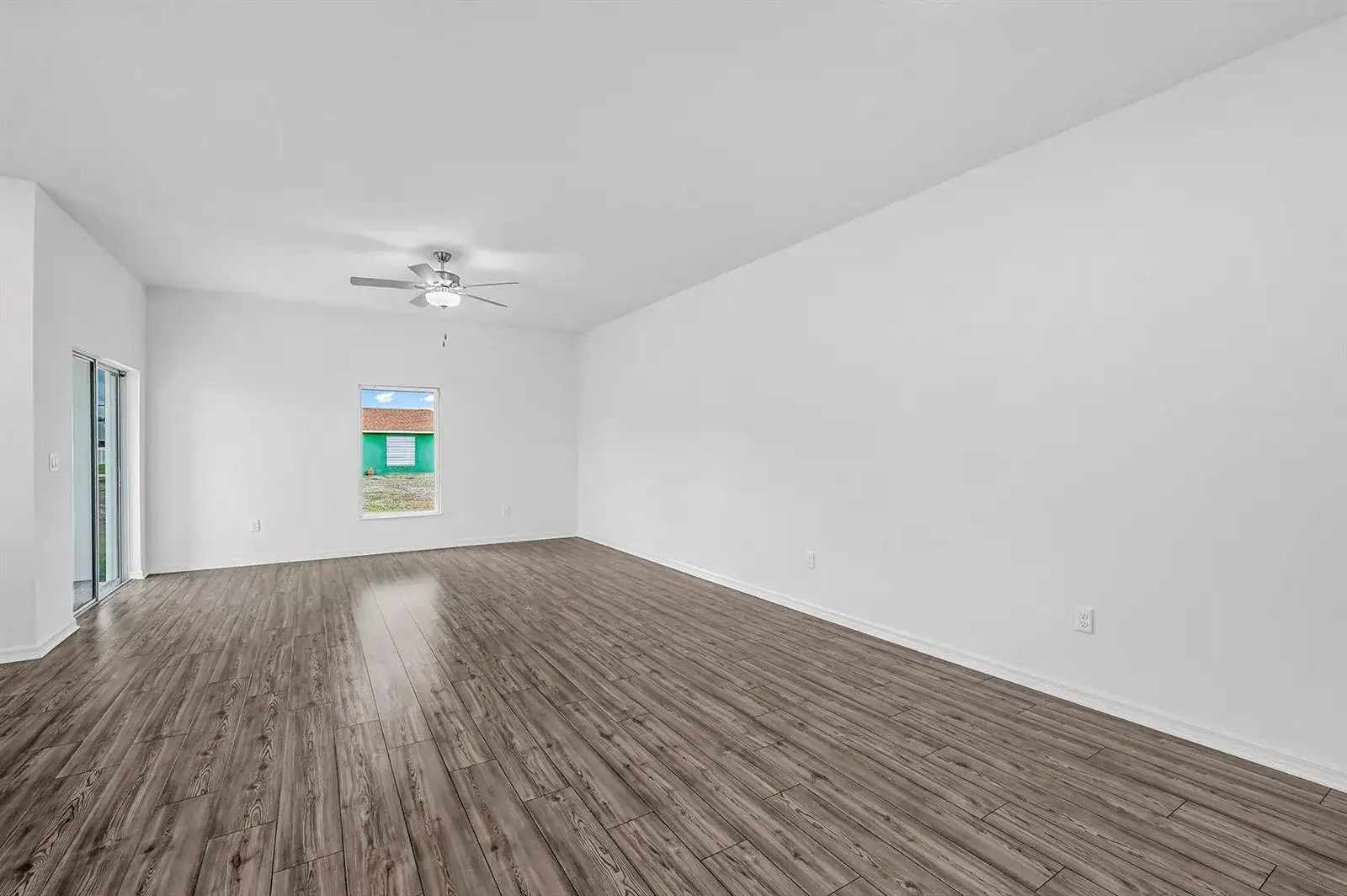 7886 99th Court, Vero Beach FL 32967 photo 5
