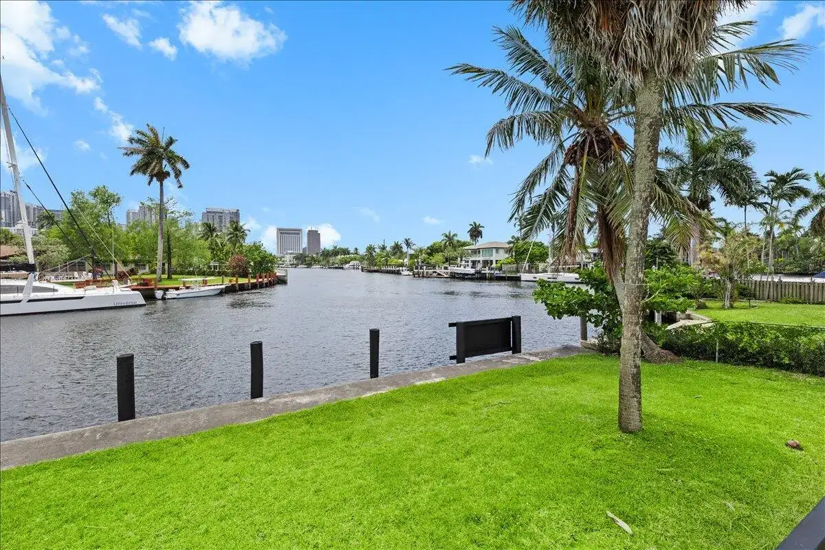 522 SW 9th Terrace, Fort Lauderdale FL 33312 photo 5
