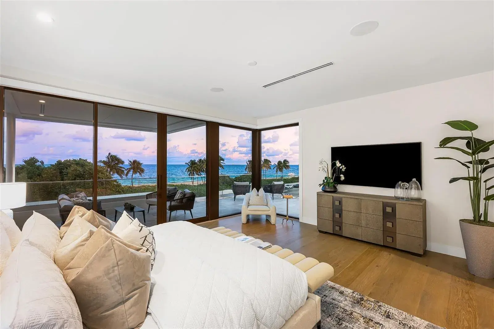 1813 N Fort Lauderdale Beach Boulevard, Fort Lauderdale FL 33305