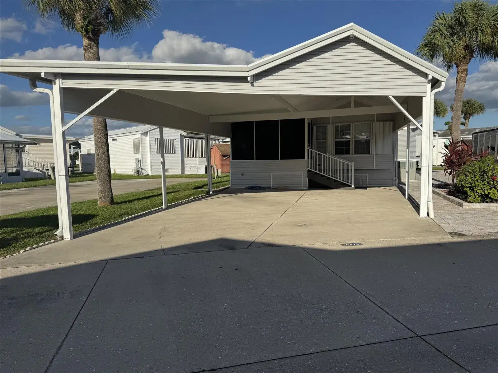 6475 52nd Street, Okeechobee FL 34974
