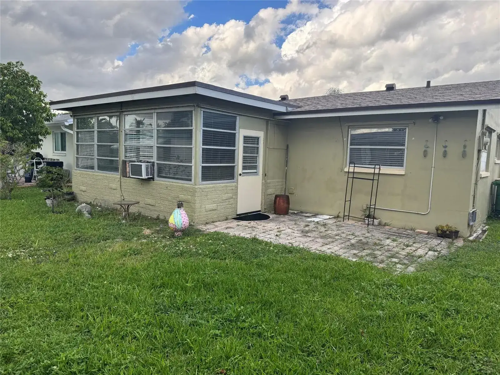 4938 NW 54TH Court, Tamarac FL 33319 photo 4