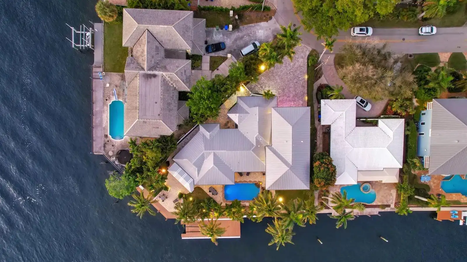 288 S Tradewinds Avenue, Lauderdale By The Sea FL 33308 photo 4
