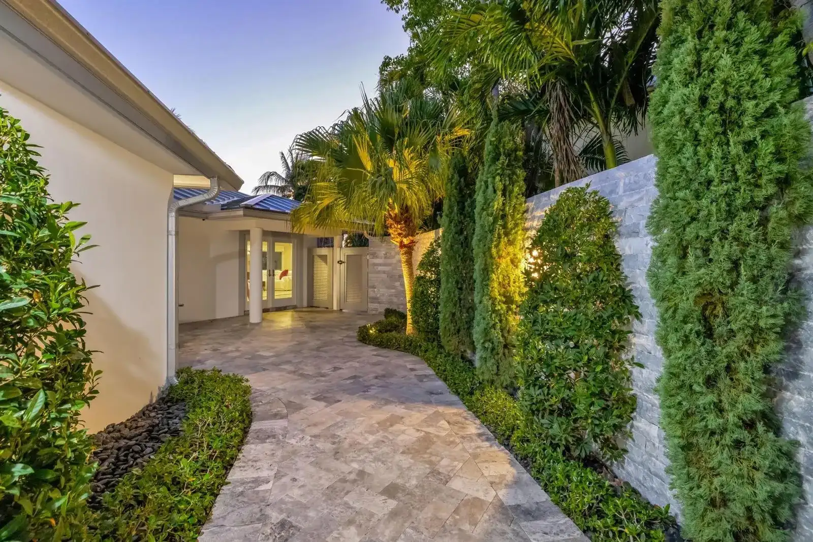 288 S Tradewinds Avenue, Lauderdale By The Sea FL 33308 photo 5