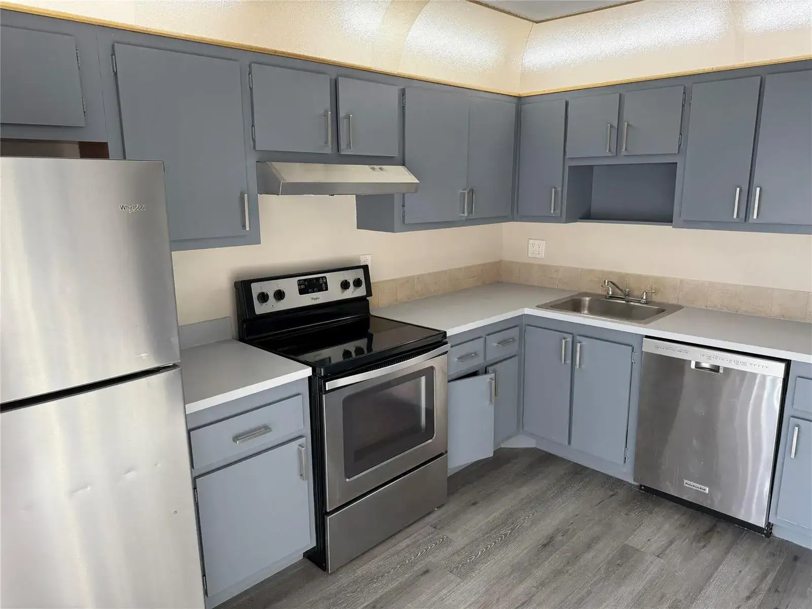 1349 Sussex Drive # 1349, North Lauderdale FL 33068