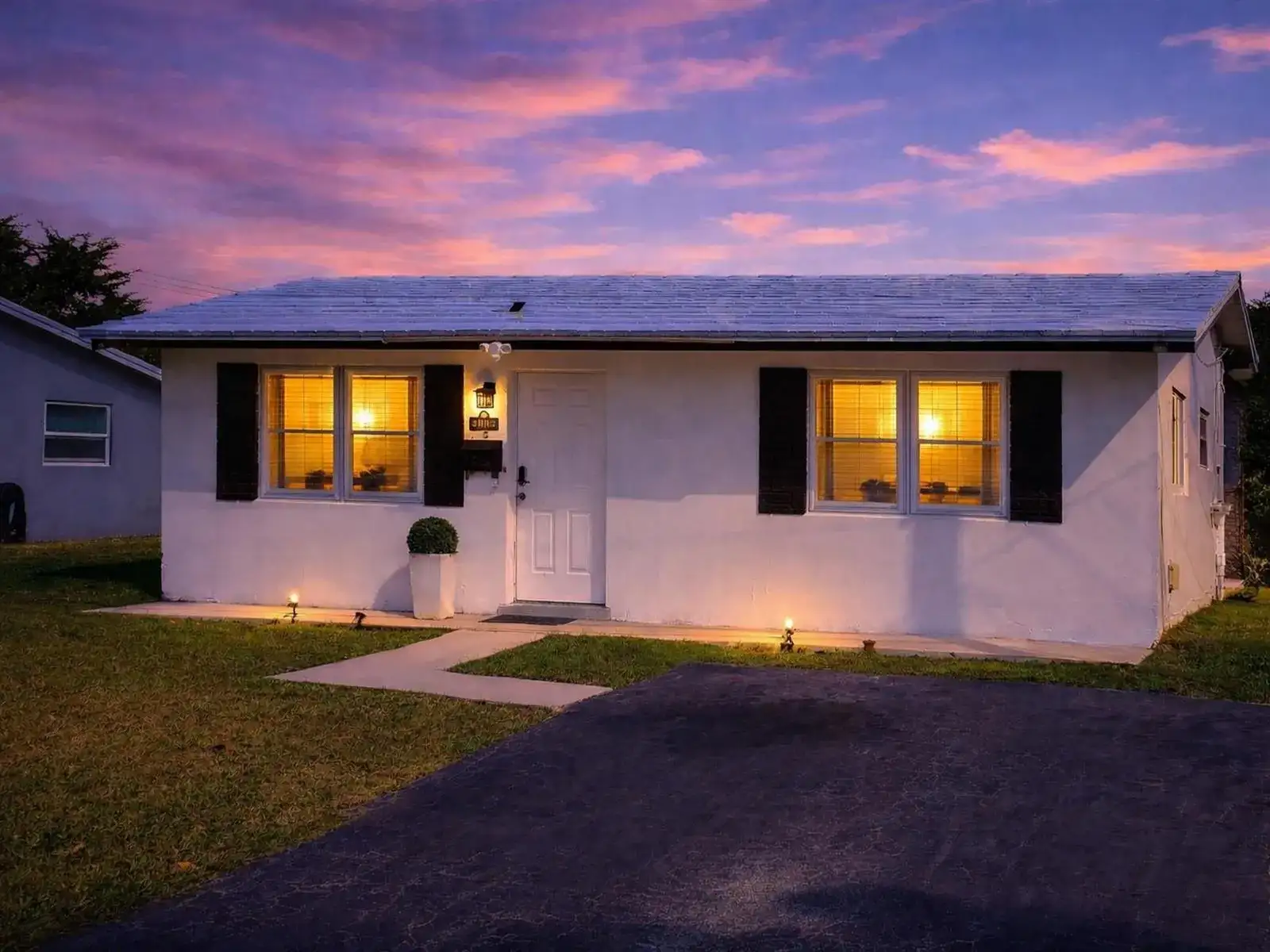 4804 NW 27th Terrace, Tamarac FL 33309 photo 3