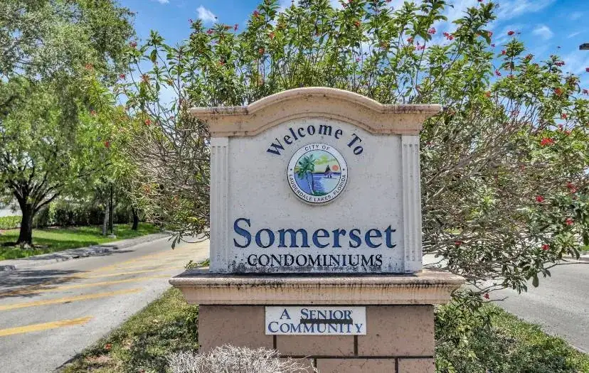 2800 Somerset Drive # 218j, Lauderdale Lakes FL 33311 photo 3