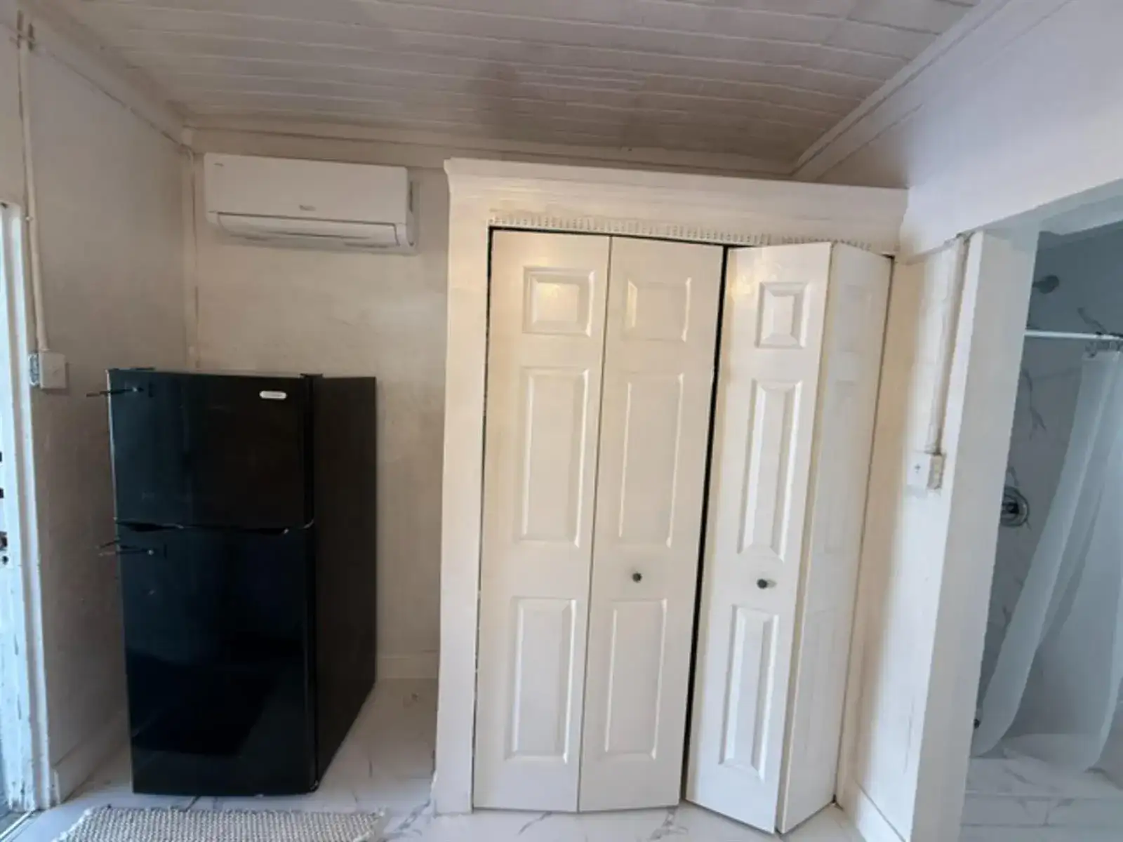 408 SW 68th Avenue, Pembroke Pines FL 33023 photo 4