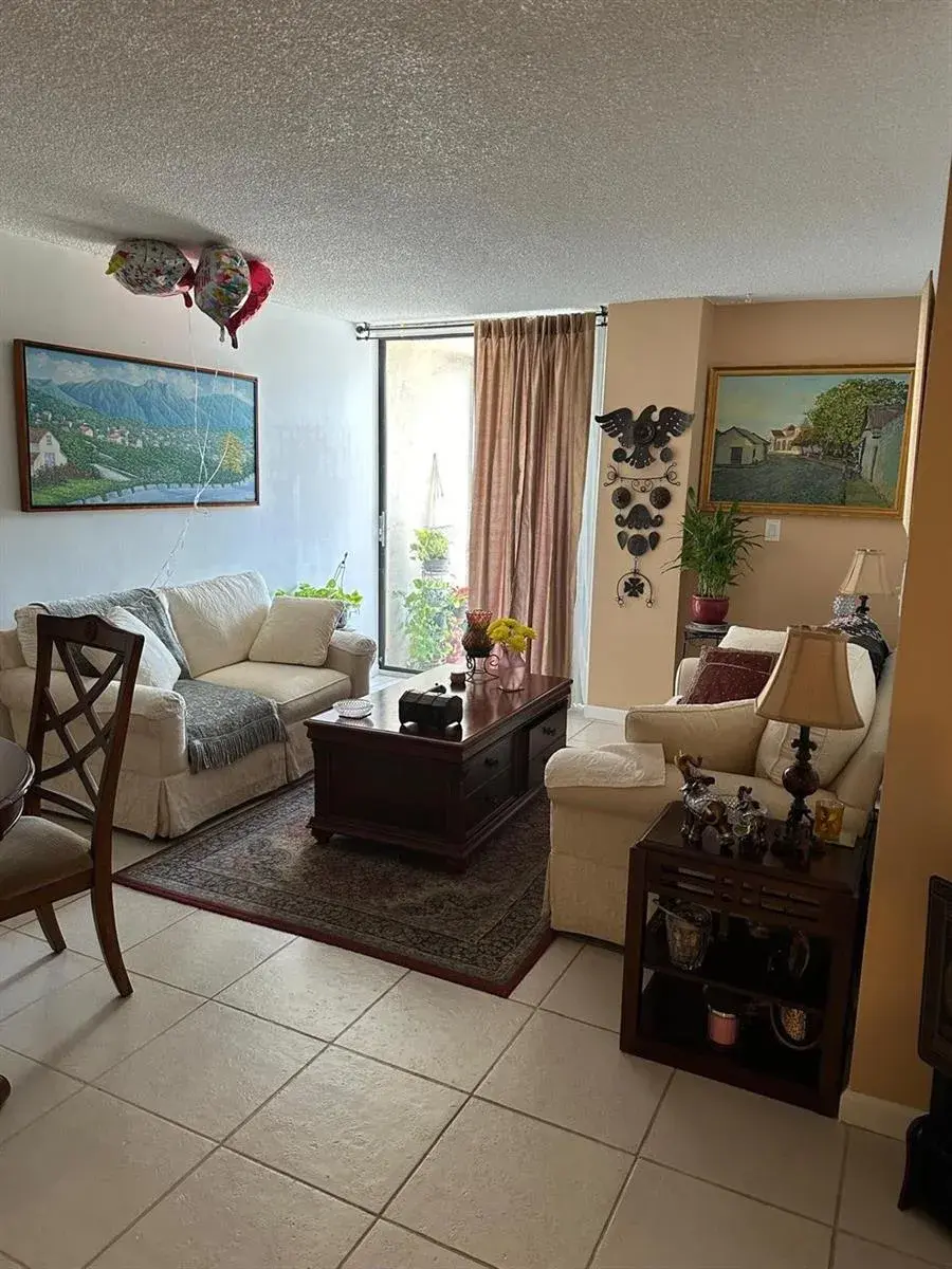 2821 NE N Miami Beach Boulevard # 3M, North Miami Beach FL 33160