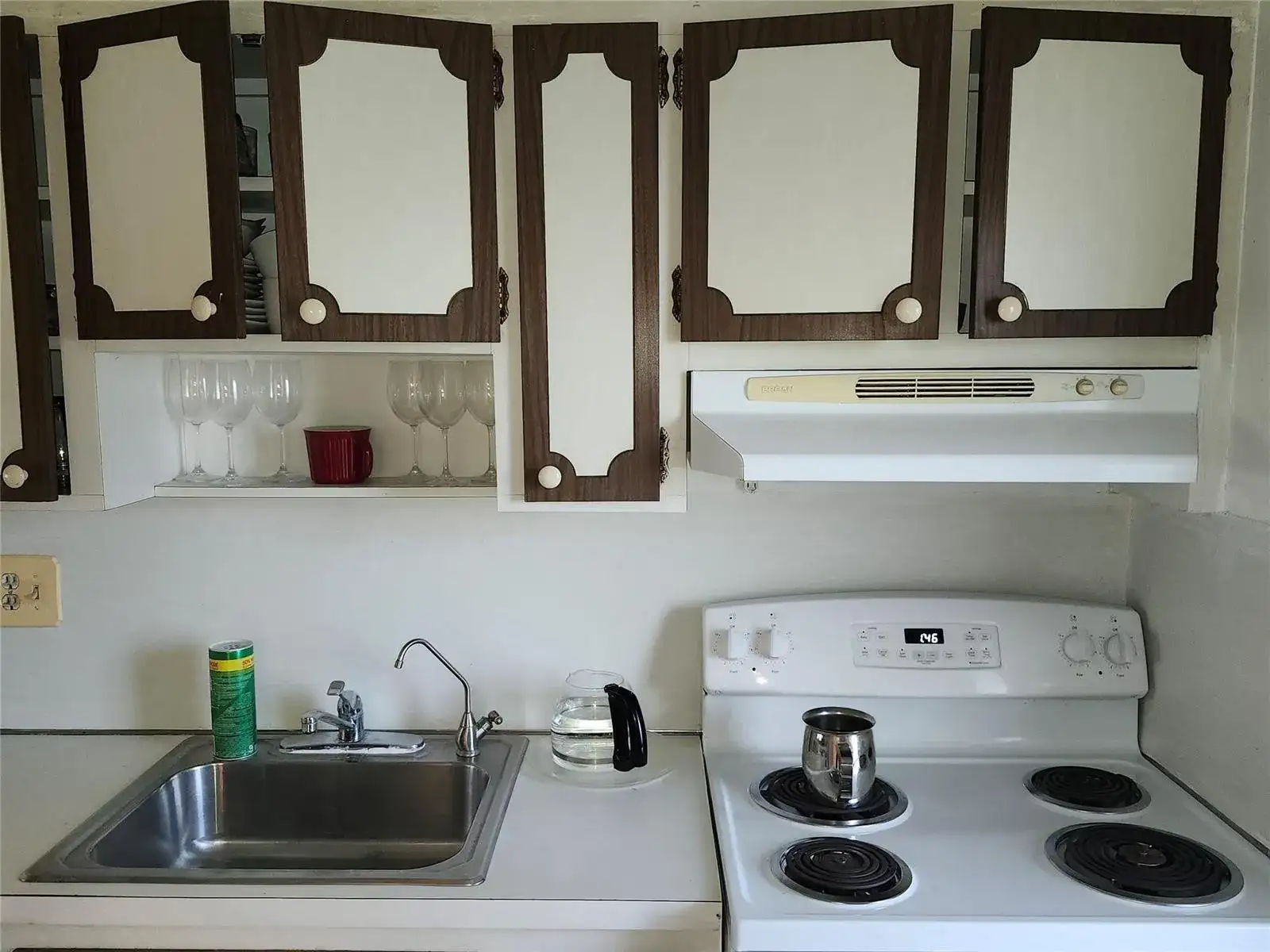 1201 Hillcrest Court # 105, Hollywood FL 33021 photo 4