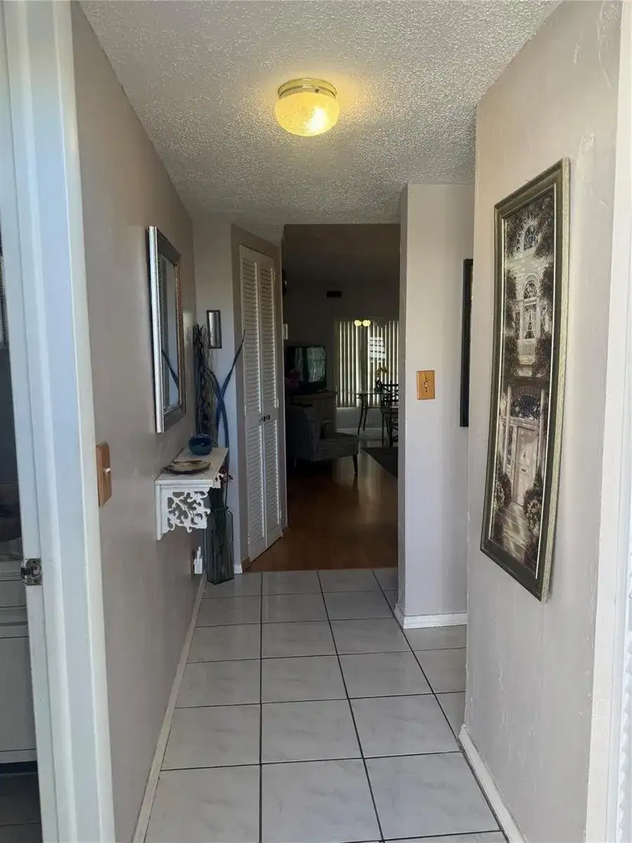 3940 NW 42 Avenue # 315, Lauderdale Lakes FL 33319 photo 4