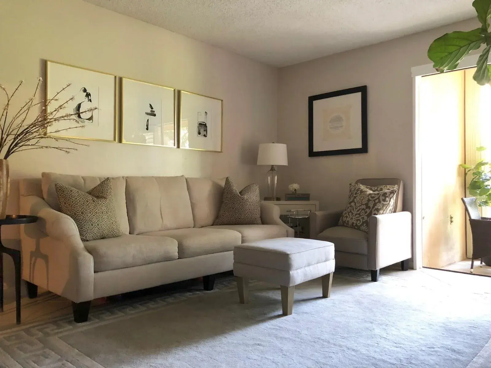 4060 N Hills Drive # 24, Hollywood FL 33021