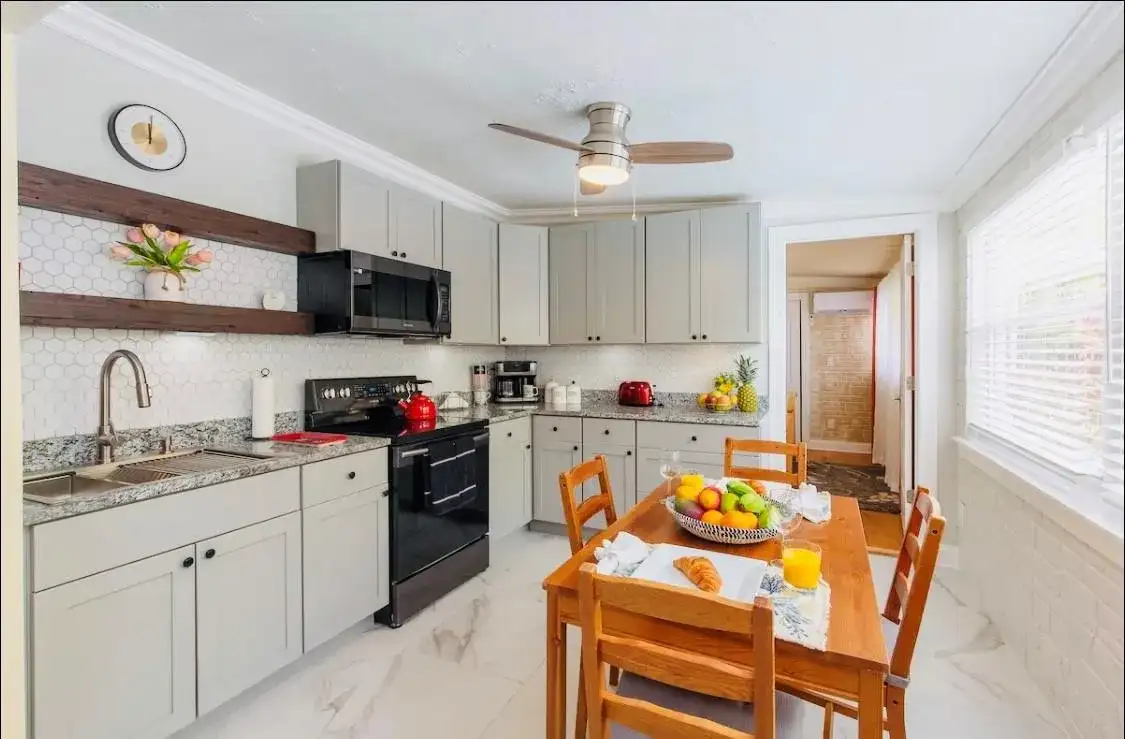 279 Hach Lane, West Palm Beach FL 33415 photo 4