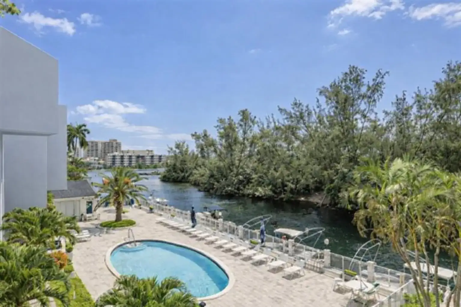 2850 NE 14th Street Causeway # 107, Pompano Beach FL 33062