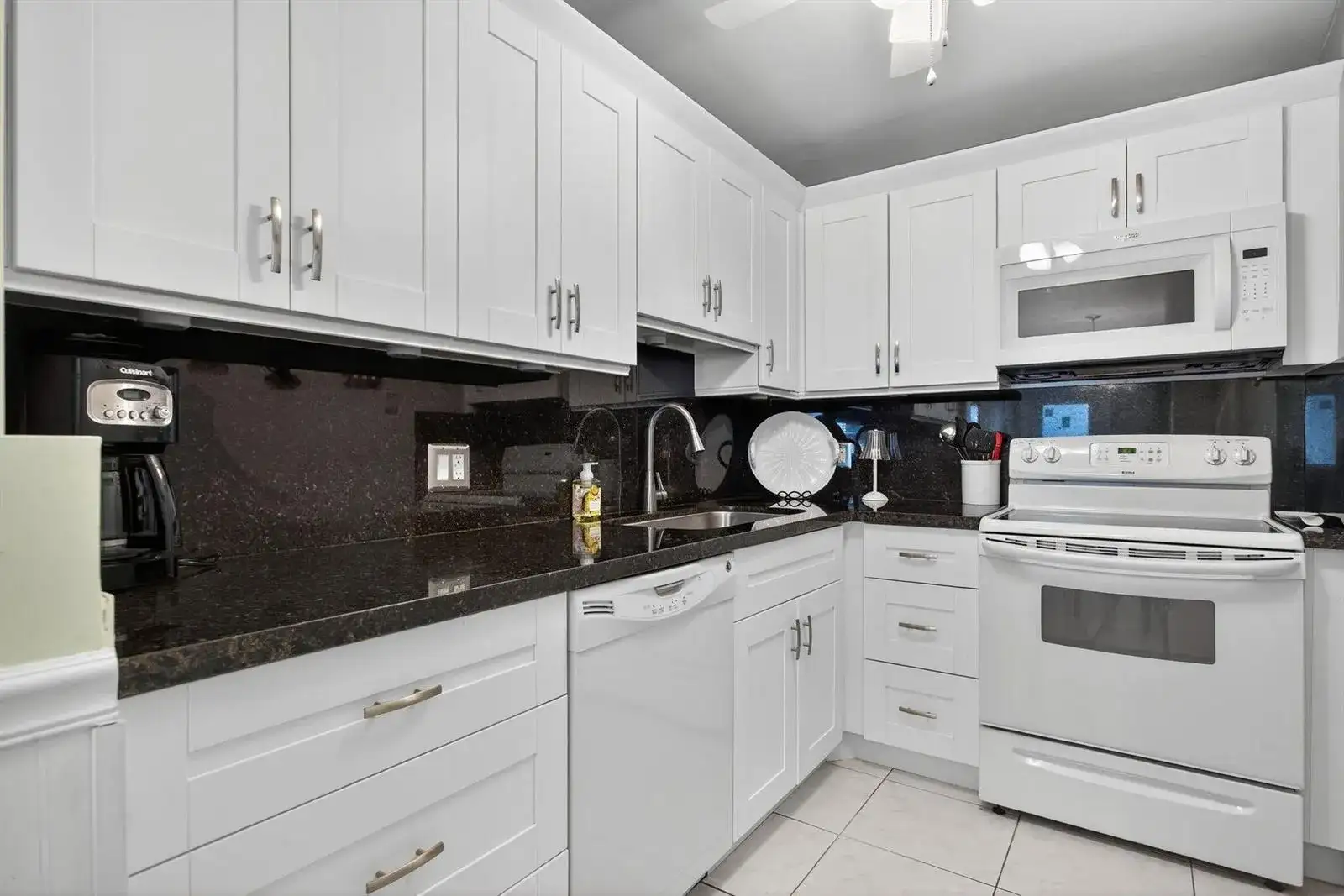 2850 NE 14th Street Causeway # 107, Pompano Beach FL 33062 photo 4