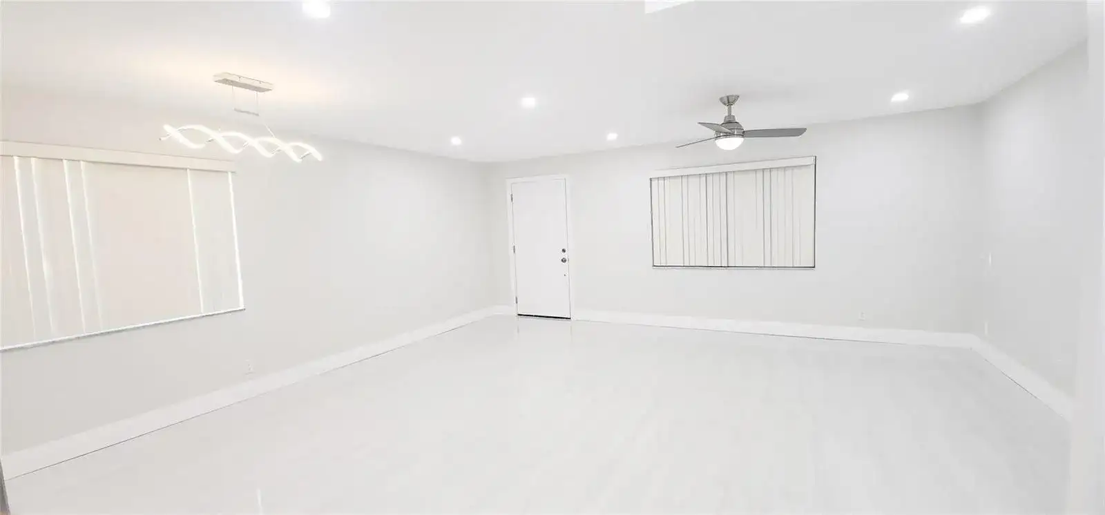 343 Normandy H # 343, Delray Beach FL 33484 photo 2