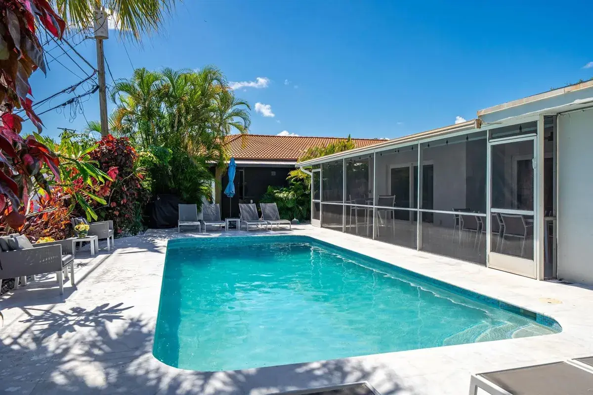 4804-4806 NE 21st Avenue, Fort Lauderdale FL 33308