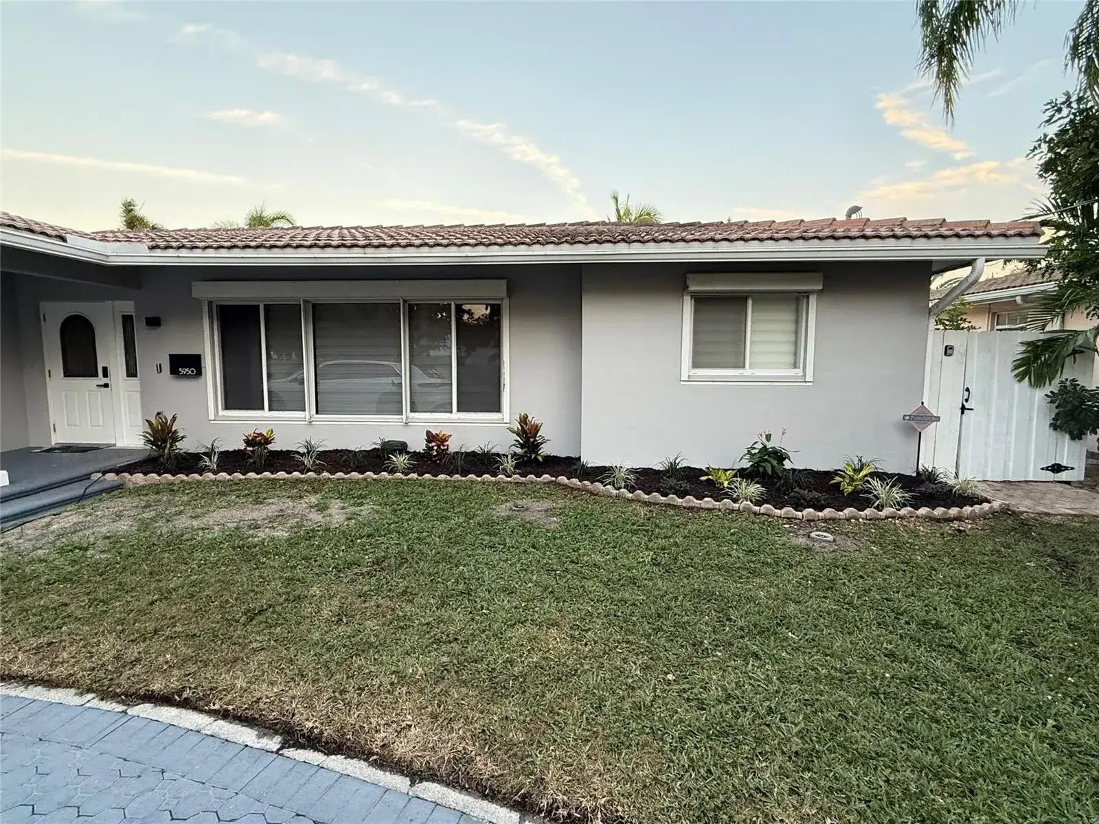 5950 NE 28th Avenue, Fort Lauderdale FL 33308 photo 3