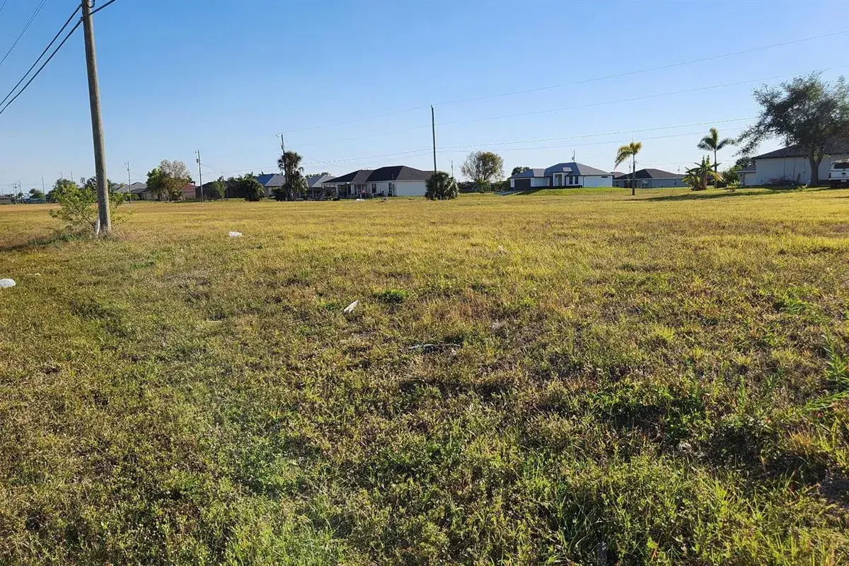 1724 Andalusia Boulevard, Cape Coral FL 33909
