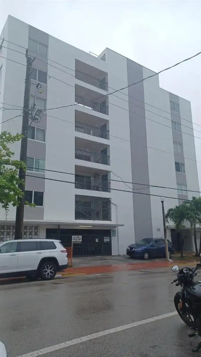 8001 N Crespi Boulevard # 2c, Miami Beach FL 33141 photo 2