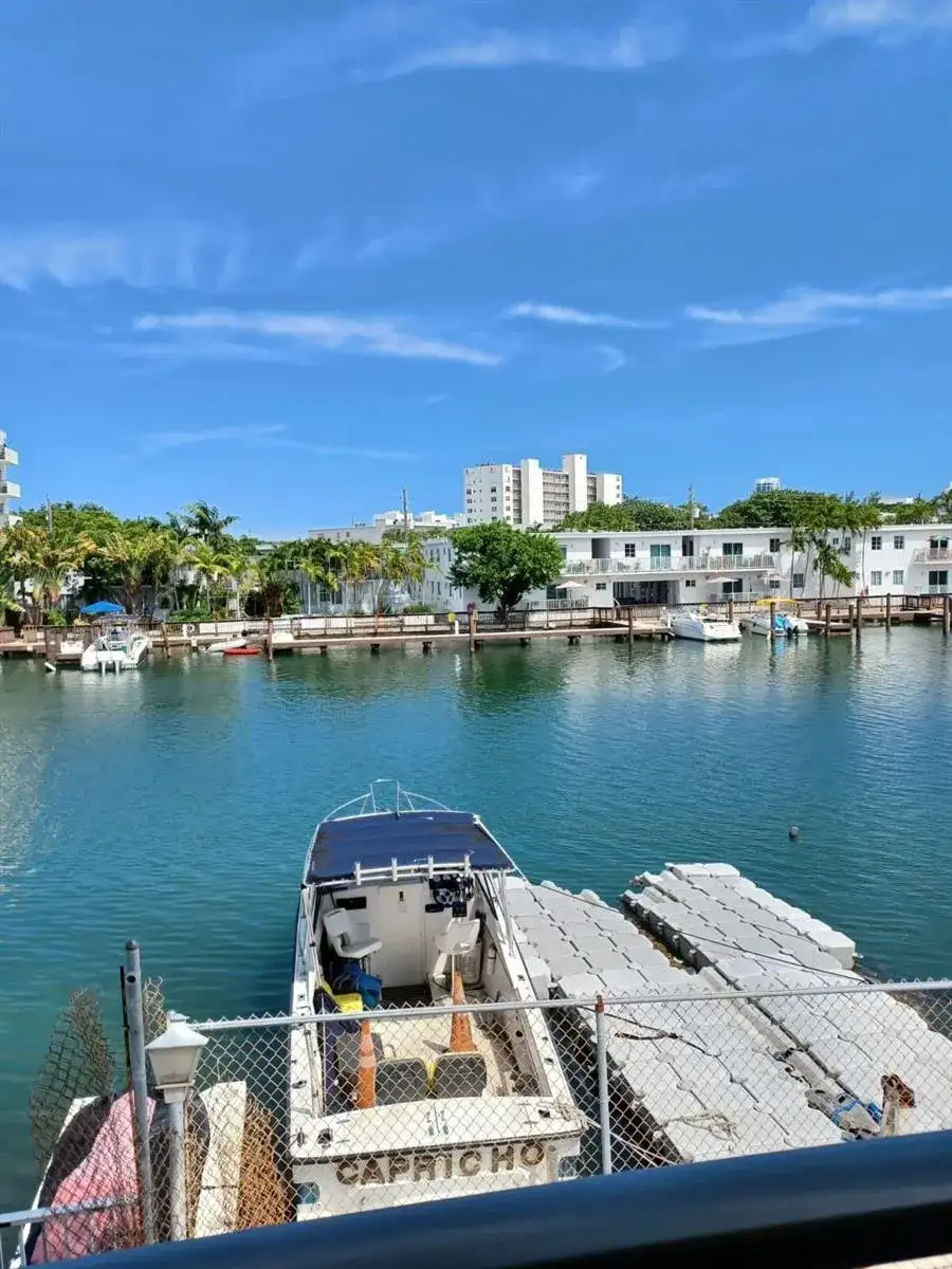 8001 N Crespi Boulevard # 2c, Miami Beach FL 33141 photo 5
